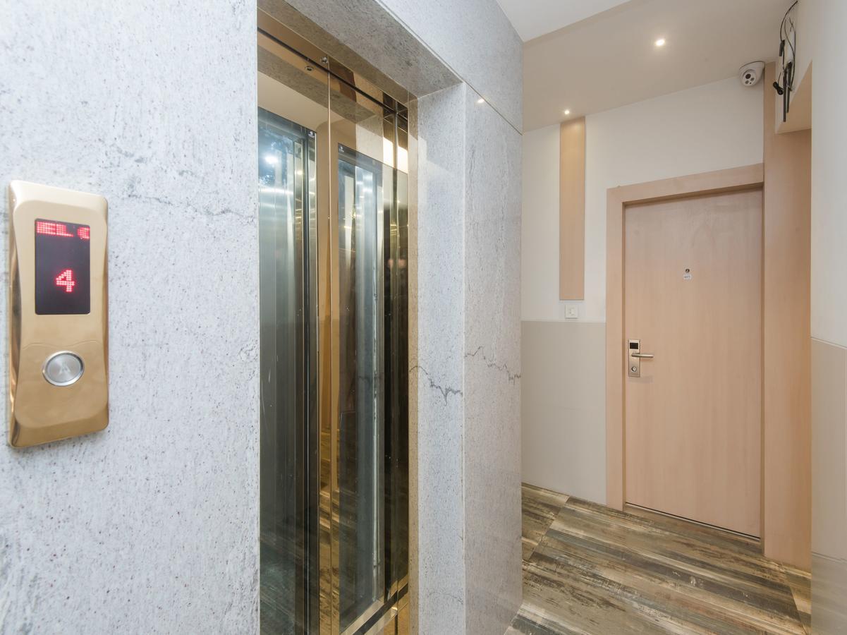 Oyo 13089 Hotel Gold Crest Navi Mumbai Ngoại thất bức ảnh